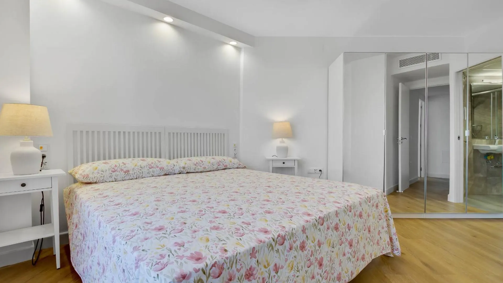 Apartament El Rocio 1A2 By Ivi Real Estate Torremolinos 0*,  Hiszpania